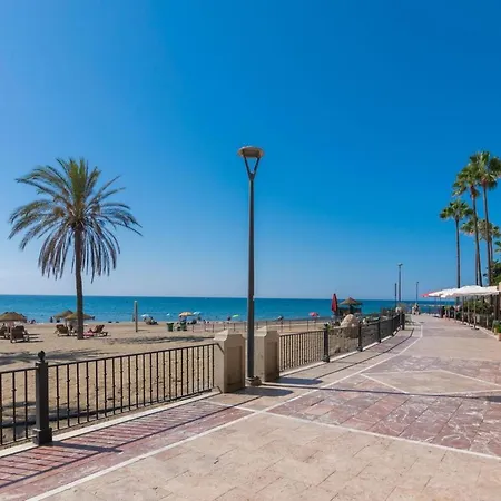 Piso De 2 Playa Bajadilla Centro Appartamento Marbella