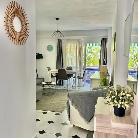 Appartamento Piso De 2 Playa Bajadilla Centro *