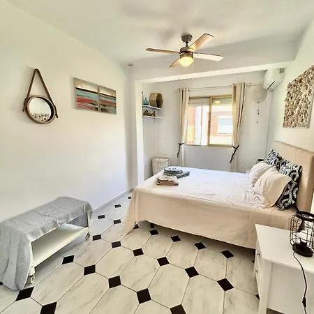 Piso De 2 Playa Bajadilla Centro * Marbella