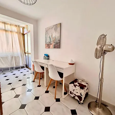 Charming 2 Min To Apartment Marbella